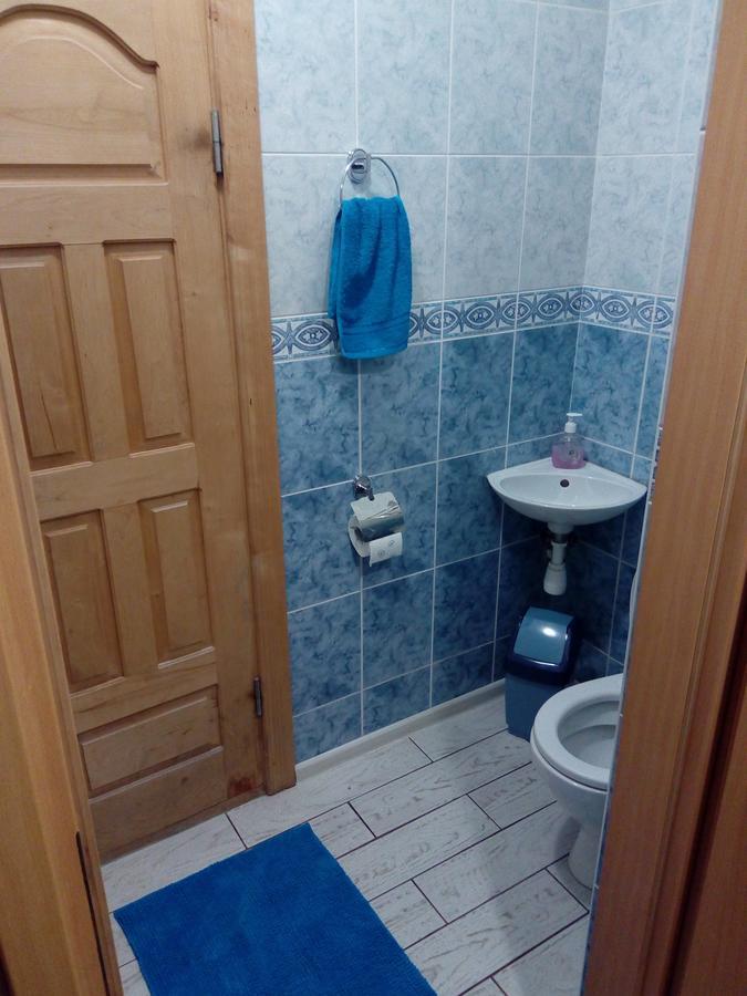 Guest House Uyutnyy Брест Екстер'єр фото